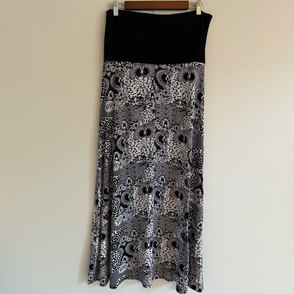 J.B.S. Black and White Patterned Maxi Skirt - Picture 3 of 6